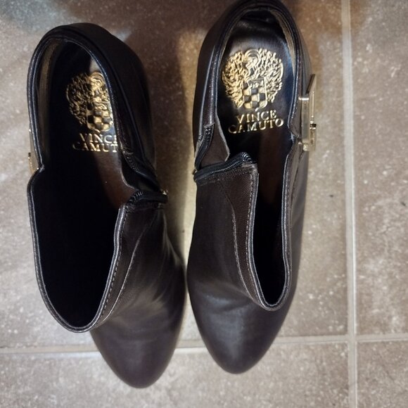 Cute booties - Picture 8 of 8